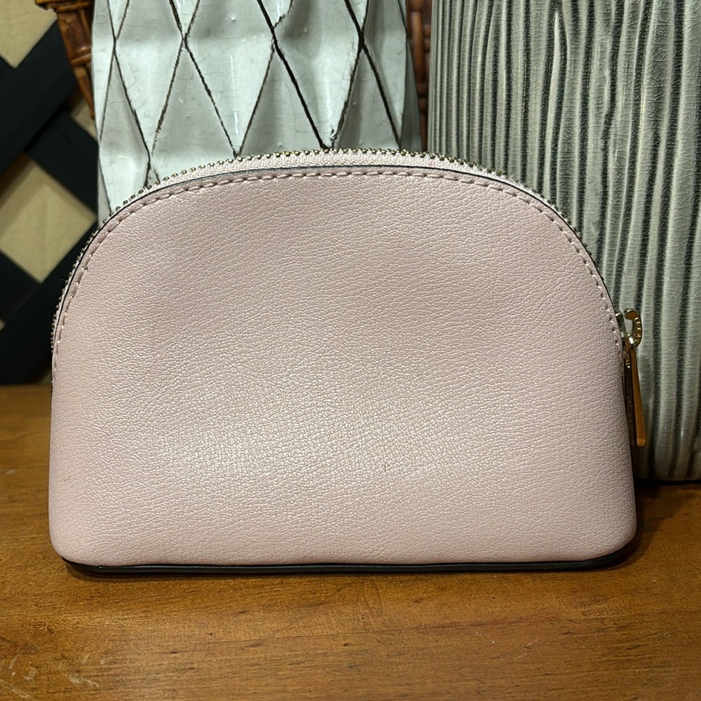 Michael Kors Cindy Pale Pink Leather Dome Makeup Bag Travel Pouch - Picture 7 of 13